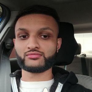 Meet your Posher, Aamer